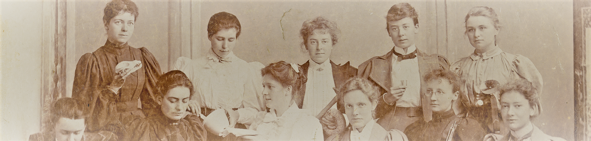 Header - Scientists from late 19th Century Women Scientists c 1890