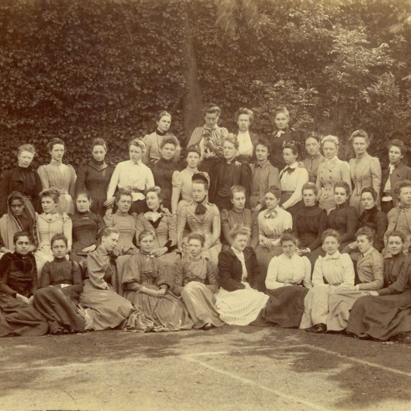 1891 Somerville College photo 
