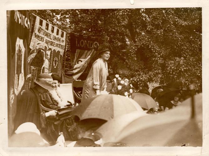 Eleanor Rathbone (suffrage Oxford)